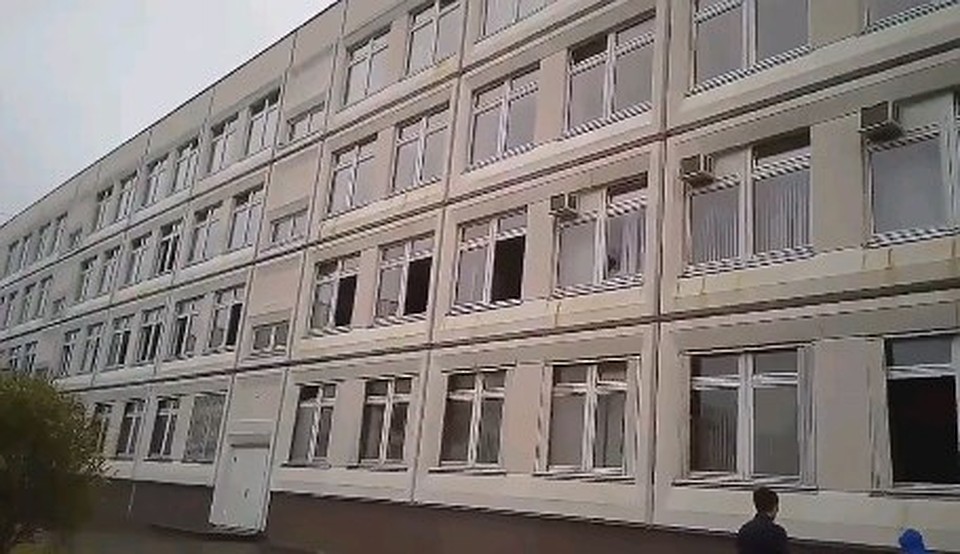 Здание Школы №1 в Ивантеевке.