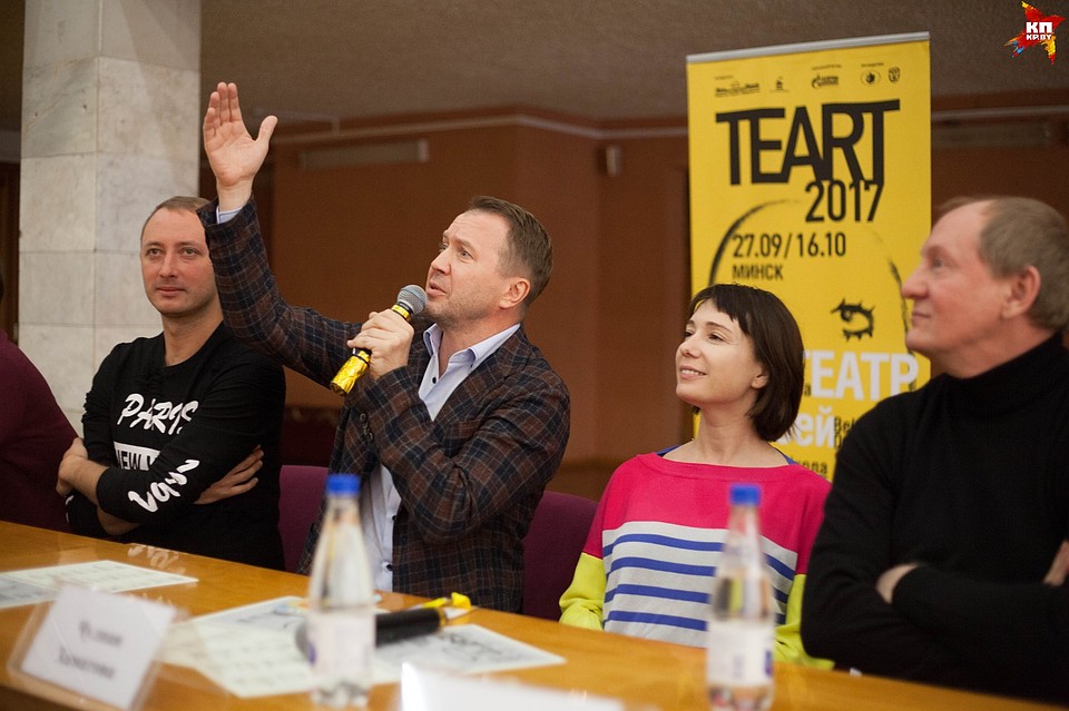 Звездный состав Театра Наций привез в Минске спектакль «Иванов» Фото: Павел МАРТИНЧИК