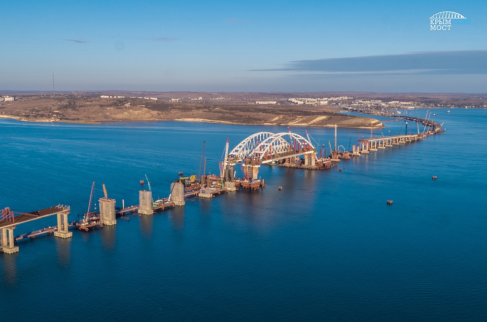 Фото: инфоцентр "Крымский мост"