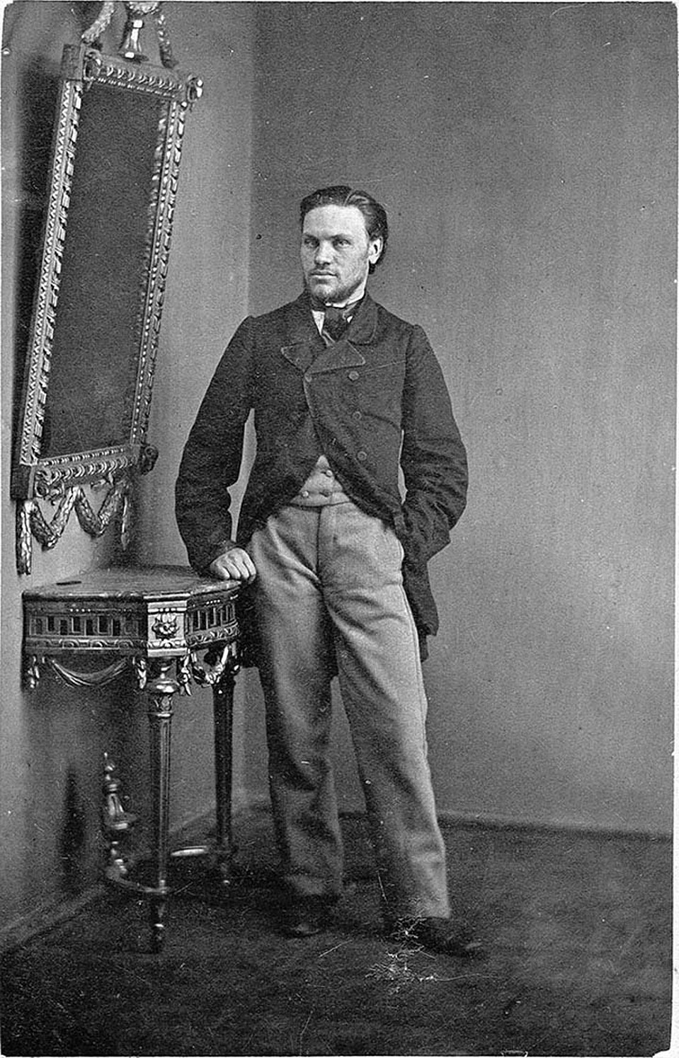 О месте последнего упокоения лидера восстания 1863 – 1864 годов Кастуся Калиновского полтора века строили лишь догадки, но согласно одной из них его тайно похоронили как раз на горе Гедимина в Вильно. Фото: архив.