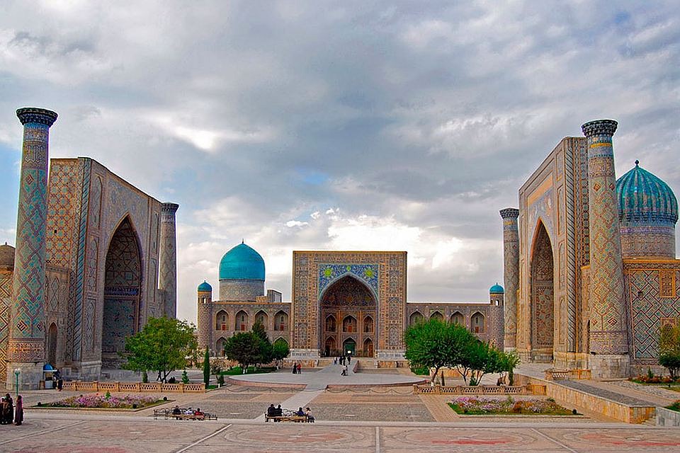 Площадь Регистан в Самарканде. Фото - официальный сайт правительства