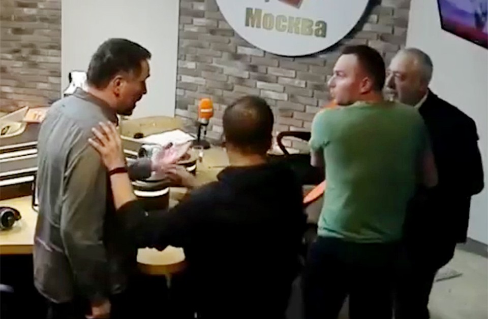 Вот как закончился эфир программы “Радиорубка