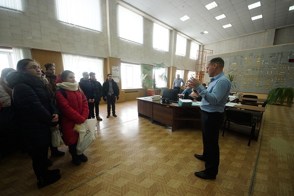В диспетчерской работают психологически сильные люди, ведь при любой аварий весь гнев людей стекается к ним на телефон Фото: Алексей БУЛАТОВ