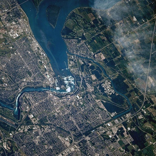 Вот так выглядит из космоса Петербург. ФОТО: личный архив героя публикации