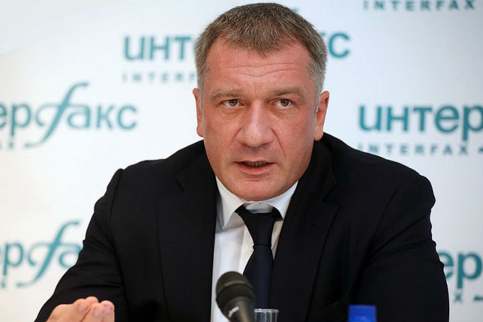 Депутат Владимир Петров из Ленобласти - на страже нравственности и здоровья. ФОТО: страница героя в сети "Вконтакте". Фото: СОЦСЕТИ