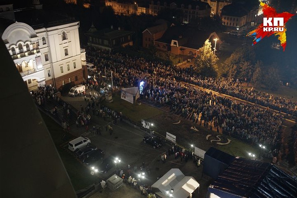 Движение крестного хода начнется в 02.30 от Храма-на-Крови. Фото: Алексей БУЛАТОВ