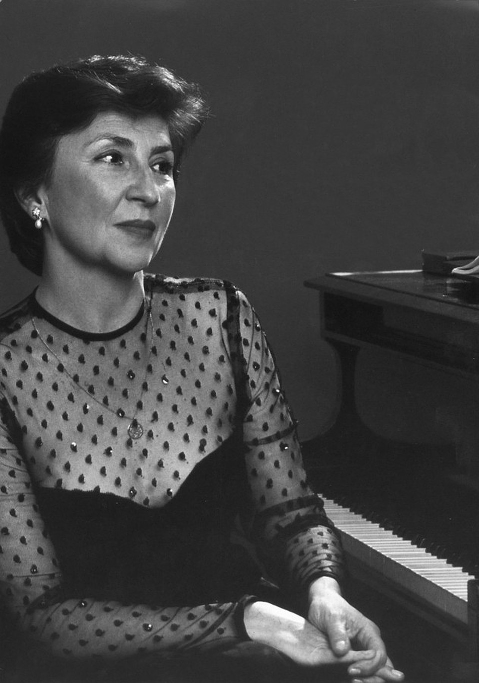 Как только Бэлла Давидович эмигрировала, упоминать ее имя в теле- и радиоэфире на родине перестали. Фото: из личного архива Бэллы Давидович