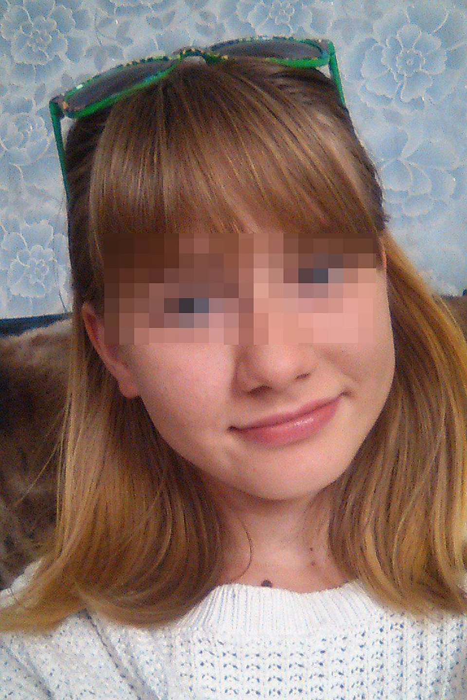 Младшая сестра, которая снимала издевательство на видео. Фото со страниц в социальных сетях