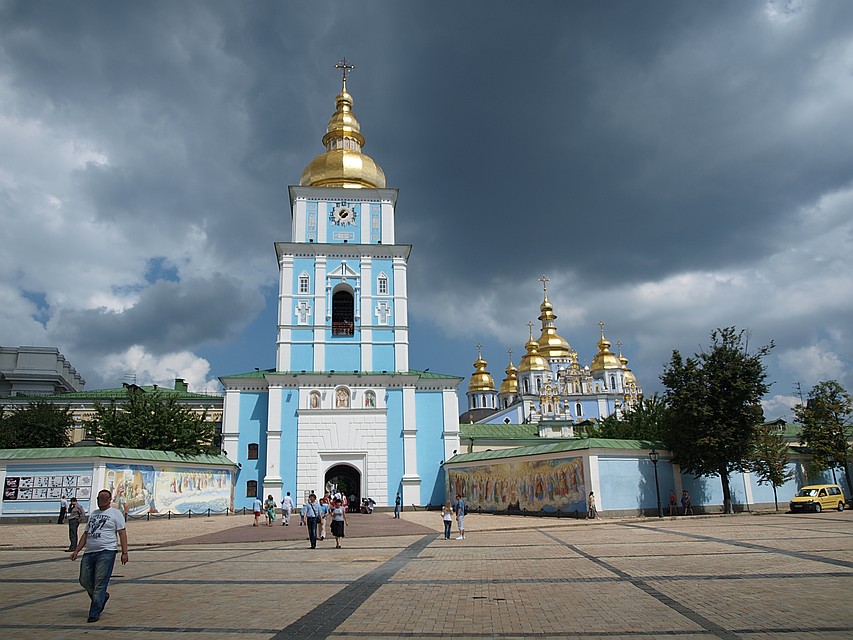 Одна из жемчужин Киева, Михайловский собор, относится к УПЦ Киевского патриархата. Фото: wikipedia.org