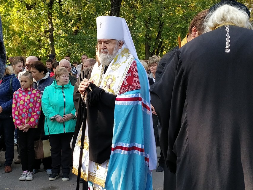 Священослужители проводятпамятные молебны. Фото: Надежда ДАЦЮК