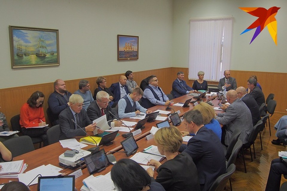 Мурманские парламентарии вынесут ситуацию с "урезанными квотами" на правительственный час. Фото: Виктор КОСТРОВ