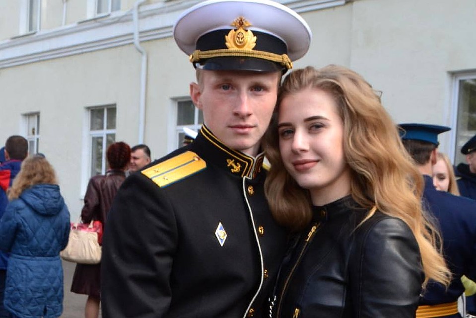 Владислав и Мария на выпускном в училище.