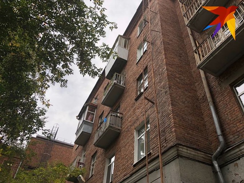 Часть квартир в доме на Карла Либкнехта принадлежит филармонии.