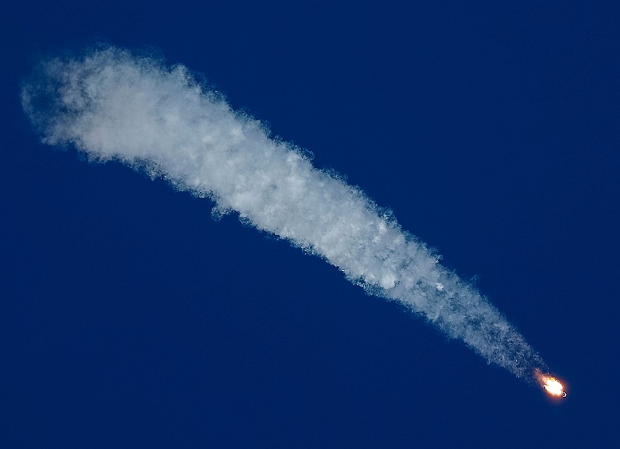 Ракета потеряла стабилизацию. И практически сразу автоматика выдала сигнал на спасение корабля с космонавтами Фото: REUTERS