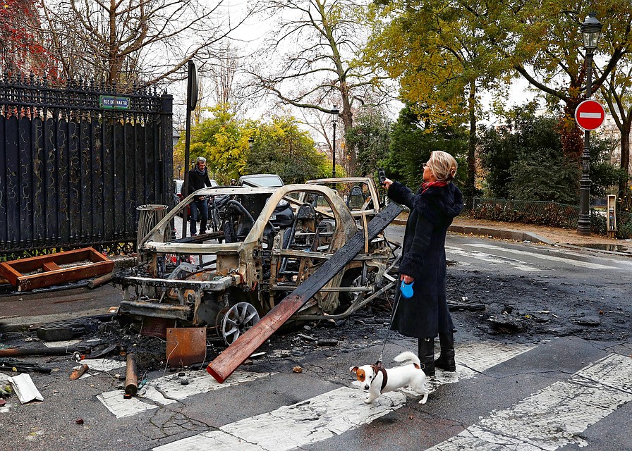 Типичное парижское утро. Фото: REUTERS