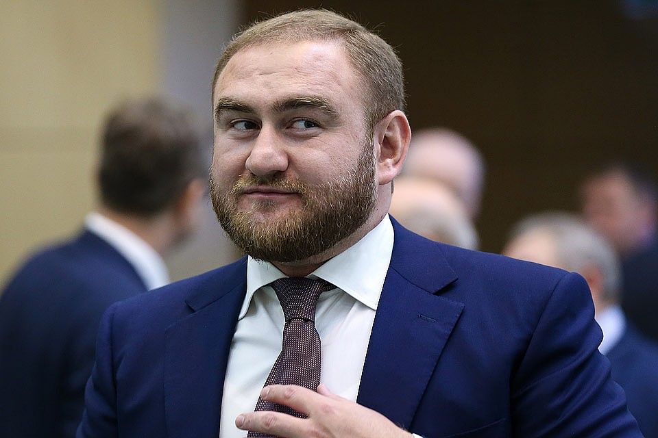 Рауф Арашуков в зале заседаний Совфеда. Фото Валерий Шарифулин / ТАСС
