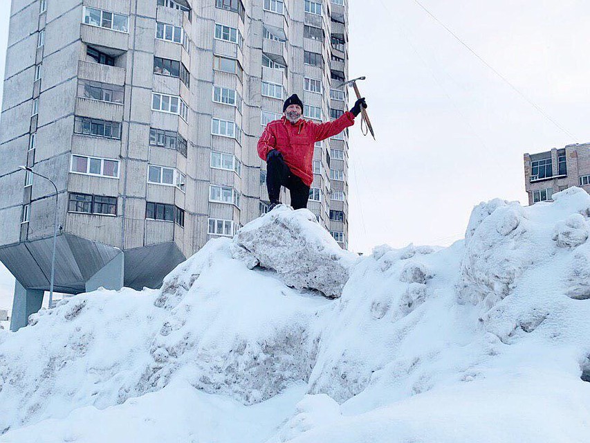 Снежная зима в Северной столице.