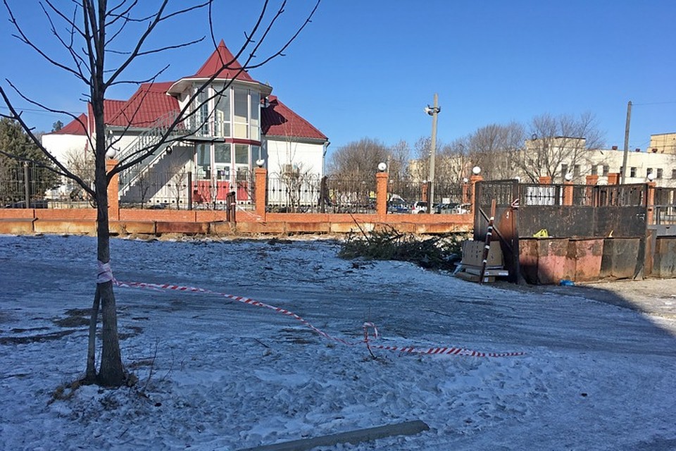Та самая помойка где нашли расфасованное по мешкам тело несчастного дворника Фото: Борис КОКУРИН