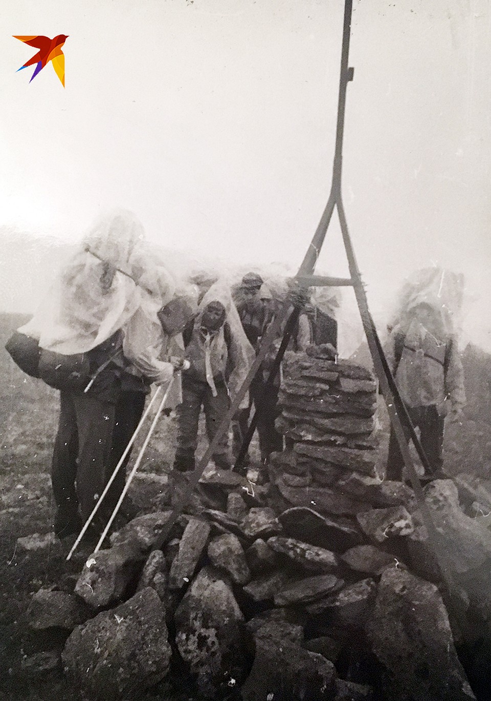 Разбирая рюкзак Тимура, родные обнаружили среди его вещей фотоаппарат. Фото: Архив Галины Бапановой