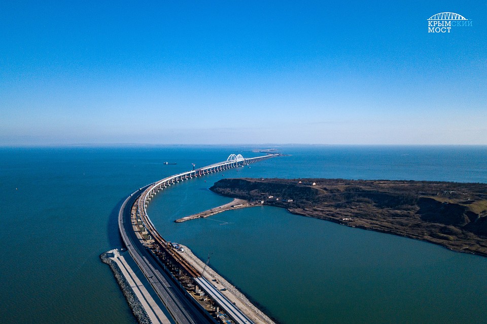Фото: инфоцентр "Крымский мост"