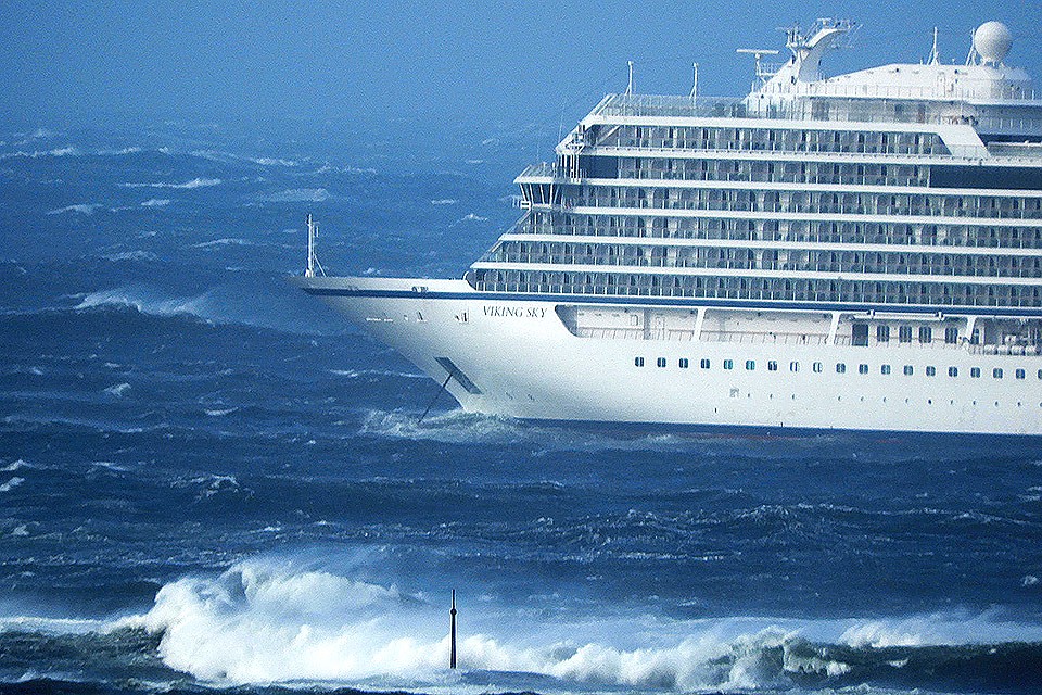 Круизный лайнер Viking Sky. Фото: REUTERS