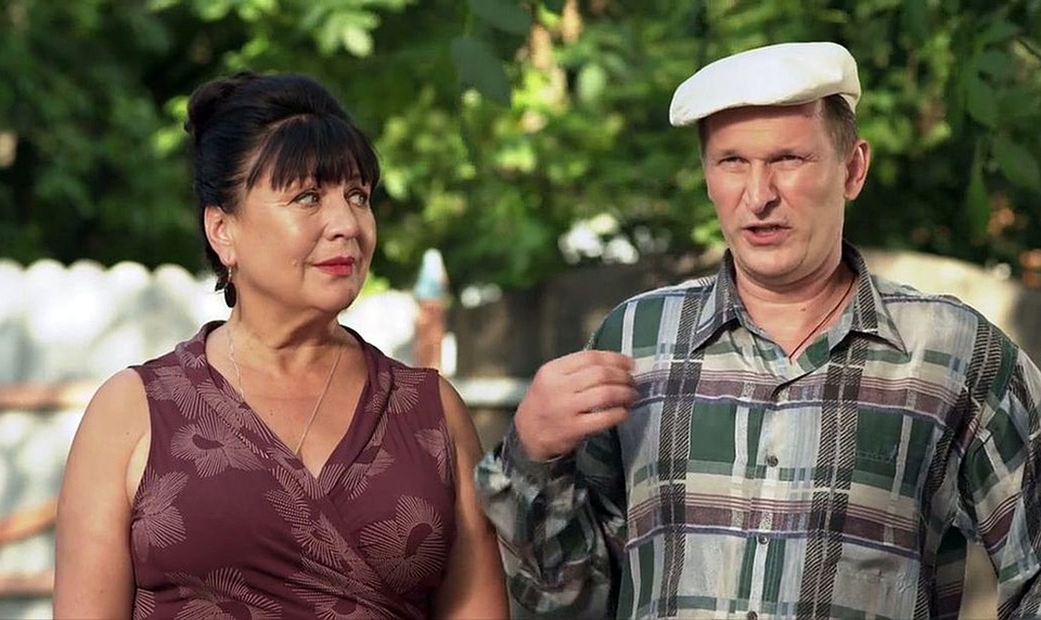 И пока от врага капают баксы, на Украине запрещают один из его самых коммерчески успешных проектов - сериал «Сваты»