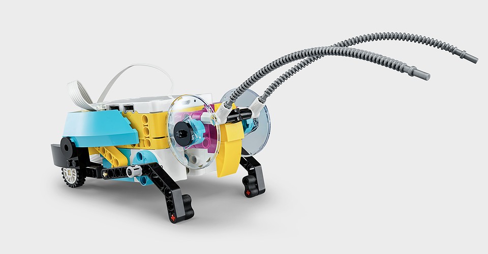 LEGO Education SPIKE Prime можно использовать и на биологии. Фото: LEGO.