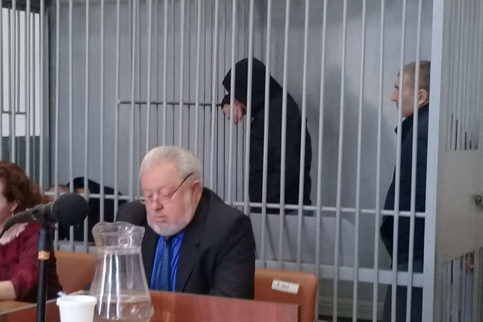 Преступники слушают приговор суда. Фото: Юлия ПЫХАЛОВА