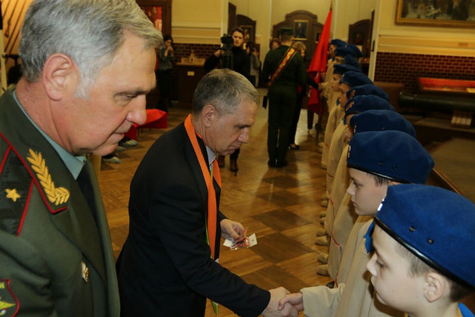 В мероприятиях движения «Вечно живые» участвуют курсанты военных училищ и академий. Фото: ОД «Вечно живые».