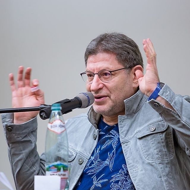 Михаил Лабковский: "Чтобы вырастить из детей счастливых людей, надо, чтобы папа с мамой тоже были счастливые." Фото: соцсети