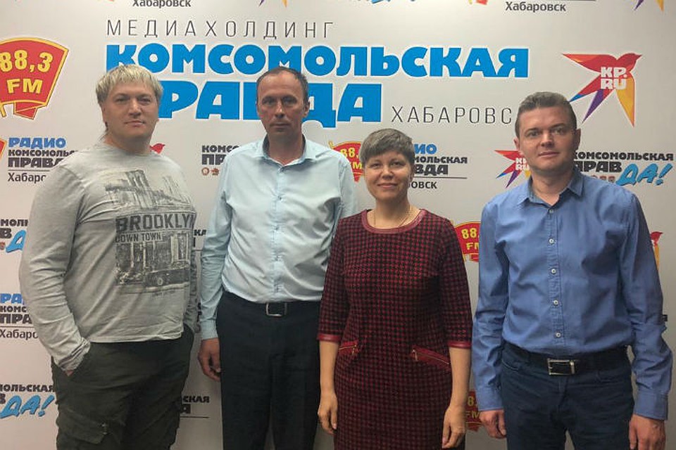 Хабаровские молодожены штурмуют ЗАГСы: пары собираются регистрировать на набережной Амура Фото: Ульяна КОСКИНА