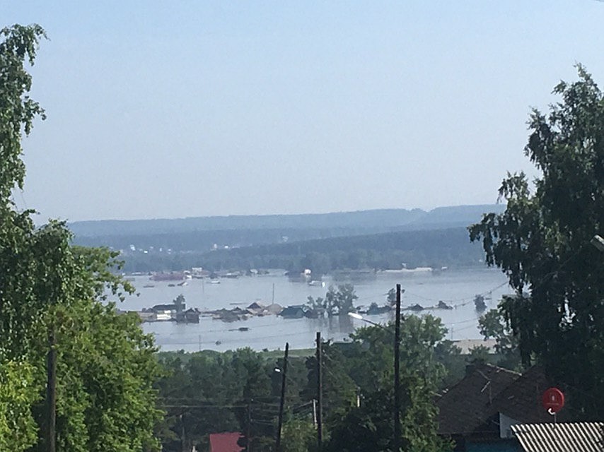 Потоп в Тулуне: затоплена половина города. Фото: Николай ТЕКАЛОВ