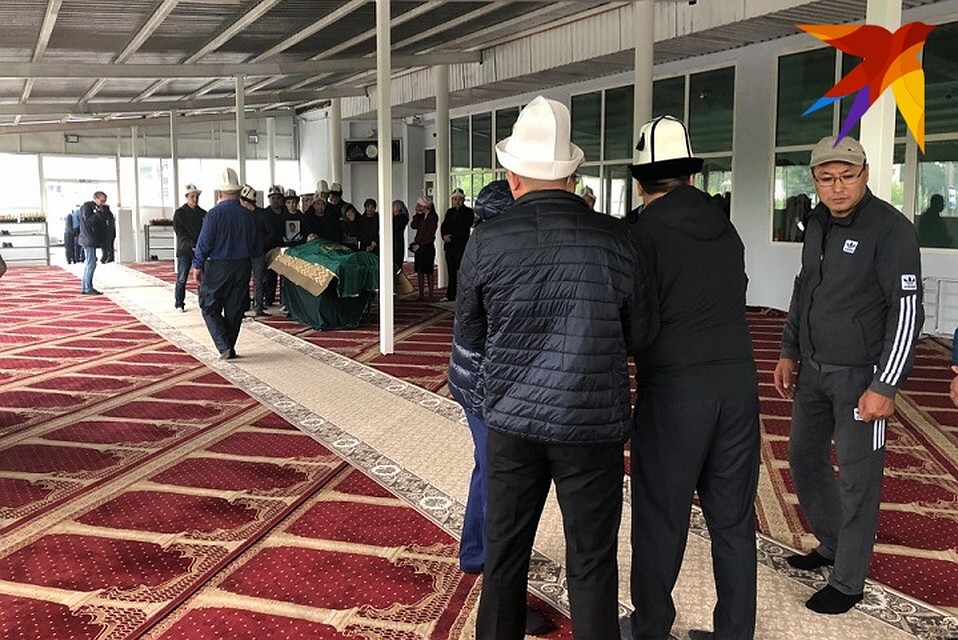 Прощание с экс-главой киргизской диаспоры на Урале состоялось в одной из главных мечетей Екатеринбурга