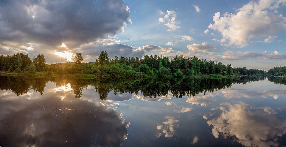 Закат на реке Атлян.