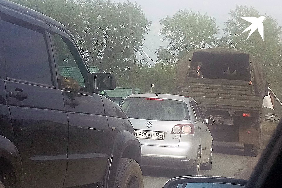 Жители говорят, что военные тоже срочно покидали деревню Фото: ИВАНОВА Диана