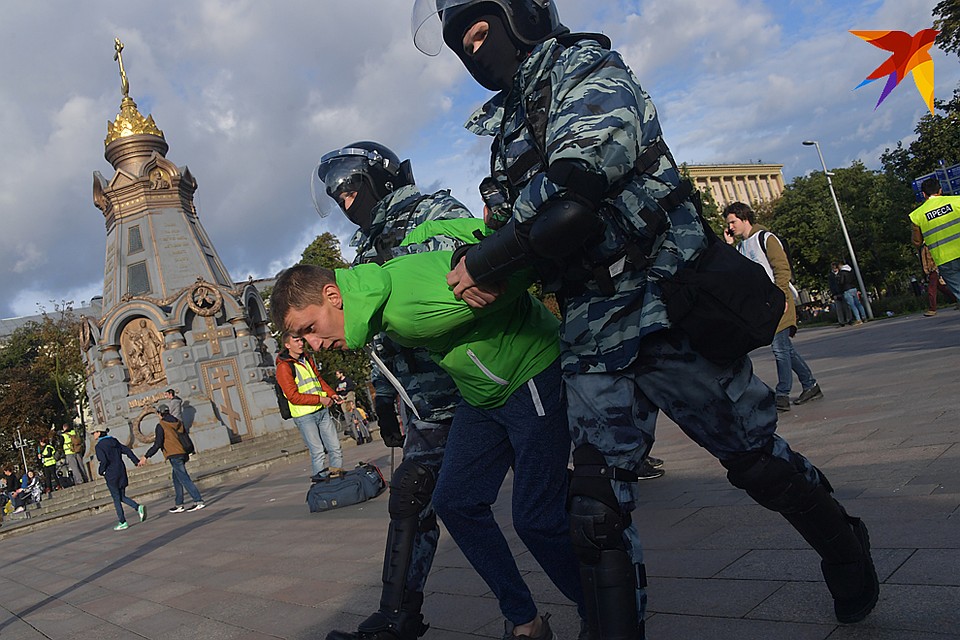 Провокации все-таки случились Фото: Владимир ВЕЛЕНГУРИН