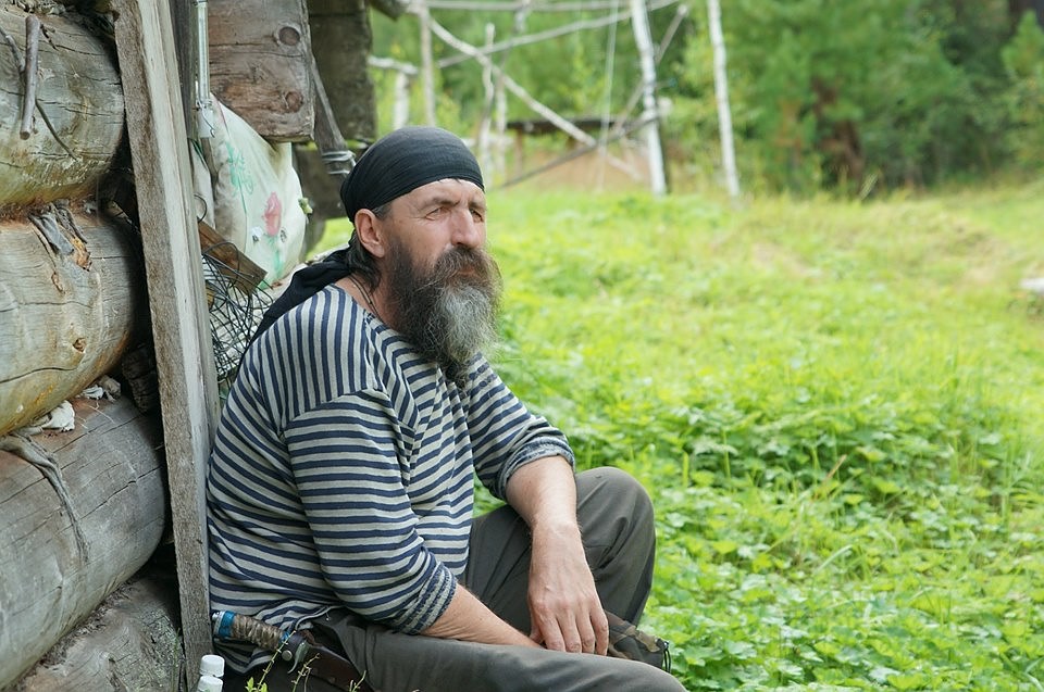 Послушник Григорий слетал на большую землю к врачу и вновь вернулся на заимку Фото: заповедник «Хакасский»