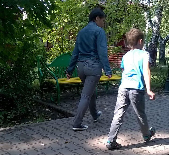 Волонтерам удавалось уговорить ребенка пойти с ними за 15 секунд. Фото: «Лиза Алерт».