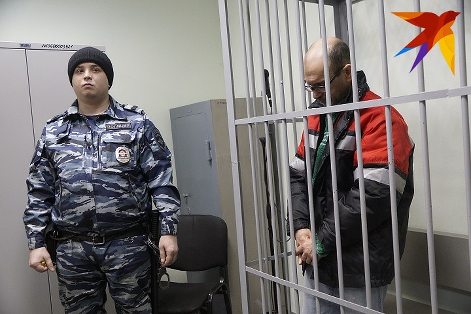 Пузырев лишь частично признает вину. Его обвиняют сразу по трем статьям уголовного кодекса Фото: Алексей БУЛАТОВ