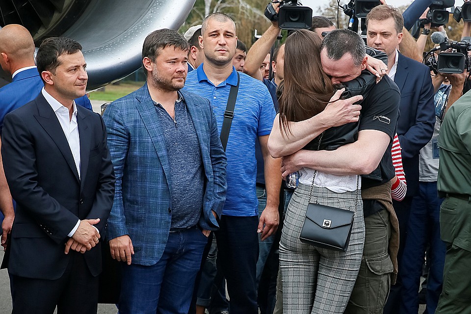 После обмена удерживаемыми лицами президент Украины вновь набрал номер Владимира Путина Фото: REUTERS