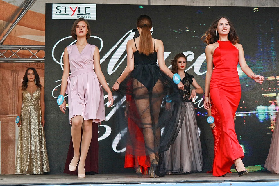 "Мисс Барнаула 2019" Фото: Олег УКЛАДОВ