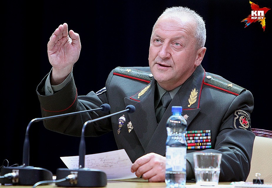 Замминистра обороны Олег Белоконев. Фото: Геннадий МОЖЕЙКО