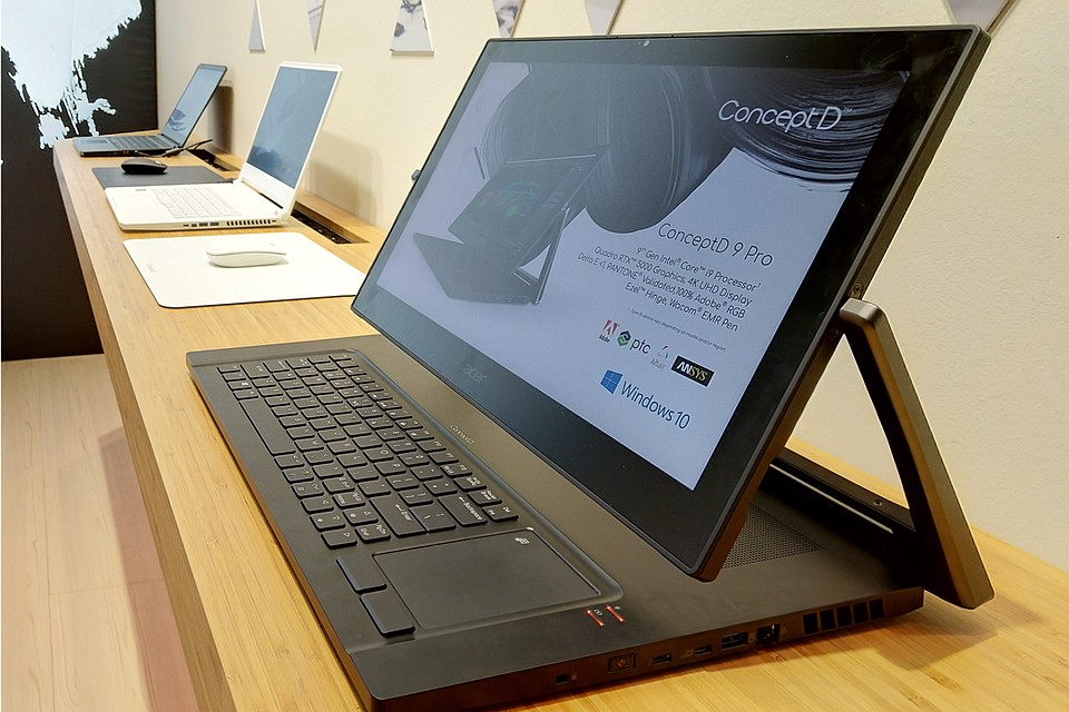 Новая линейка ноутбуков от Acer — Acer Concept D. Фото: Александр МИЛКУС