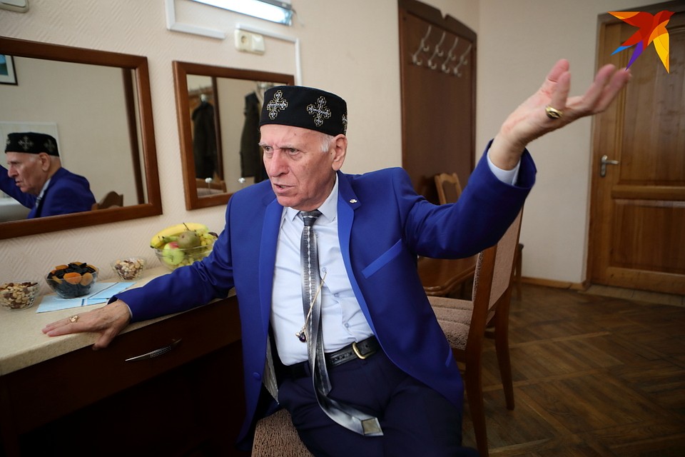 Педагог, говорит Амонашвили, должен быть творческим, а министерству стоит направить учителей, но дать им больше свободы Фото: Святослав ЗОРКИЙ