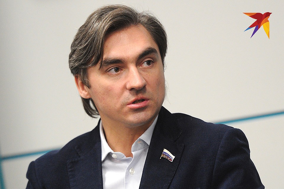 Заместитель председателя комитета Госдумы по информационной политике Андрей Свинцов. Фото: Владимир ВЕЛЕНГУРИН