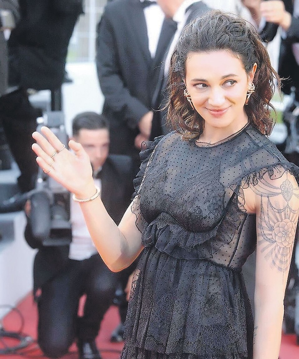 Актриса Азия Ардженто - одна из тех, кого Вайнштейн принудил к сексу. Фото: instagram.com/asiaargento