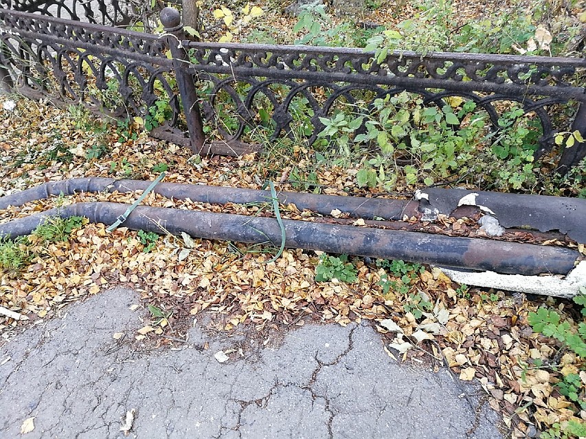 Теплотрасса обогревает улицу. Фото: Гражданский патруль