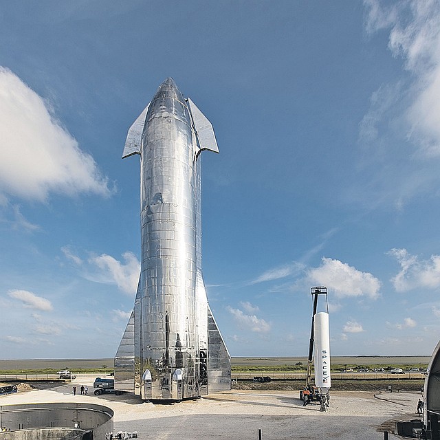 Фирма Маска запускает свои ракеты SpaceX чаще, чем наш «Роскосмос». Фото: twitter.com/elonmusk