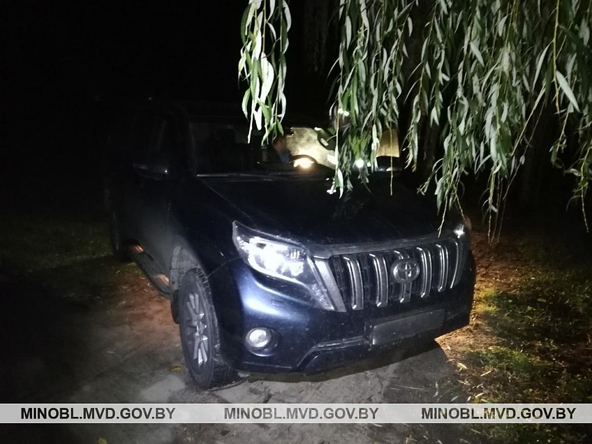 Автомобилем Toyota Land Cruiser управлял гражданин Российской Федерации, 1977 года рождения. Фото: ГИОС Молодечненского РОВД.