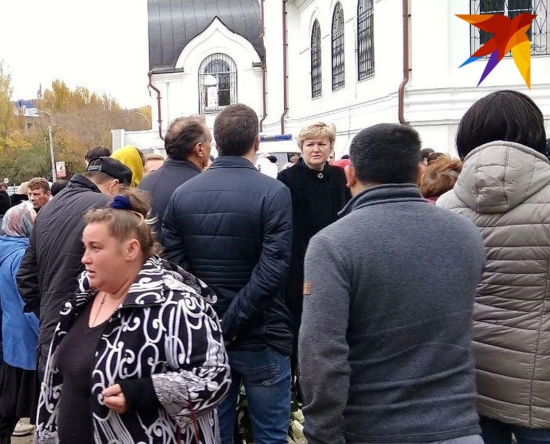 председатель правительства Саратовской области Стрелюхин приезхал на отпевание Лизы Киселевой Фото: Екатерина Семенова